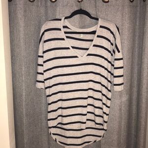 Striped express quarter sleeve